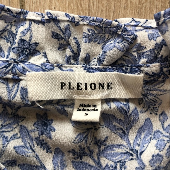 Anthropologie Pleione Botanical Print Ruffle Blouse Size S - Picture 8 of 10